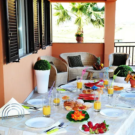 Gioiosa Vacation In Sicily With Private Fenced Pool & Hydro-massage Please Read, Leggete, Host Info Before Requesting Favara