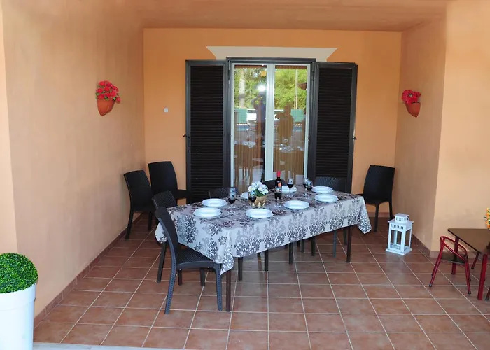 Villa Gioiosa Vacation In Sicily With Private Fenced Pool & Hydro-massage Please Read, Leggete, Host Info Before Requesting