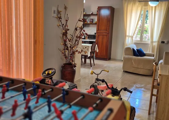 Gioiosa Vacation In Sicily With Private Fenced Pool & Hydro-massage Please Read, Leggete, Host Info Before Requesting Favara